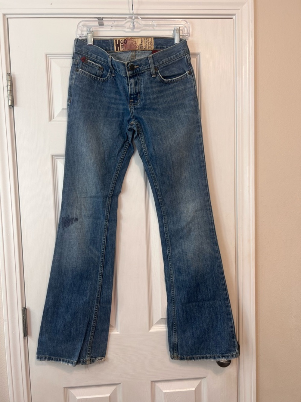 Hollister HCO Flare Jeans Low Rise Vintage Y2K Bootcut Denim Size 3R Medium Wash